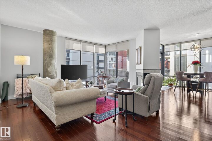 Property Photo: 10028 119 Street NW 401 AB T5K 1Y8