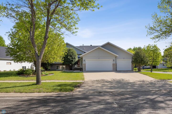 3138 25th Avenue S  Fargo ND 58103 photo