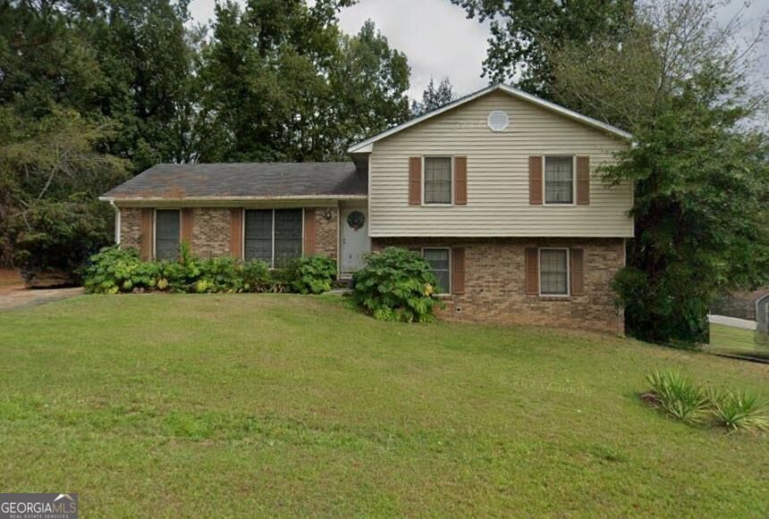Property Photo: 4302 Bridgewater Drive AL 36867