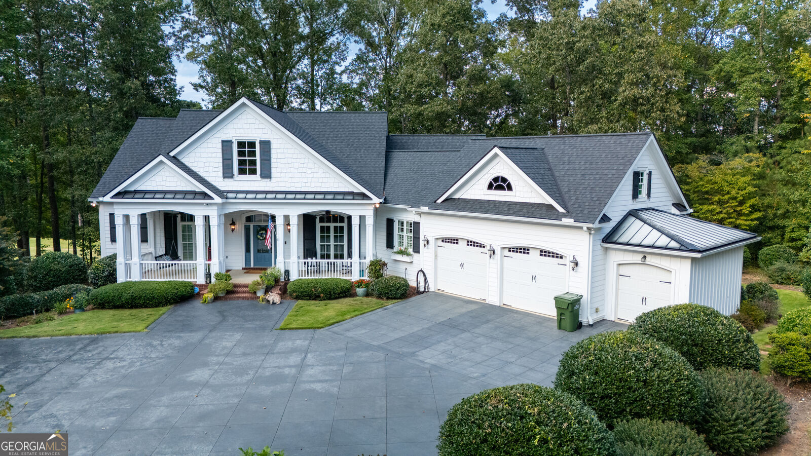 Property Photo:  511 Brae Burn Court  AL 36863 