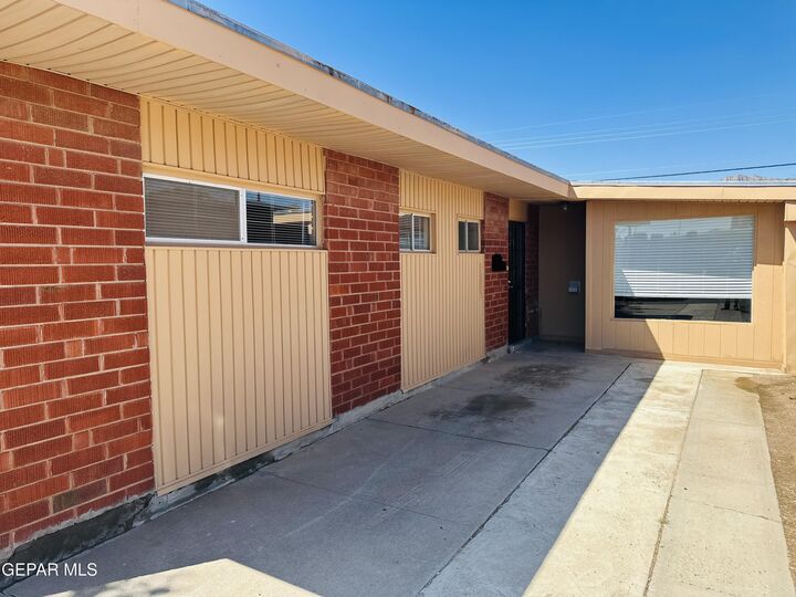 8827 Mt Delano Drive  El Paso TX 79904 photo