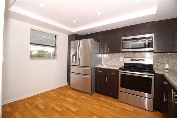 Property Photo:  16171 Blatt Blvd 404  FL 33326 