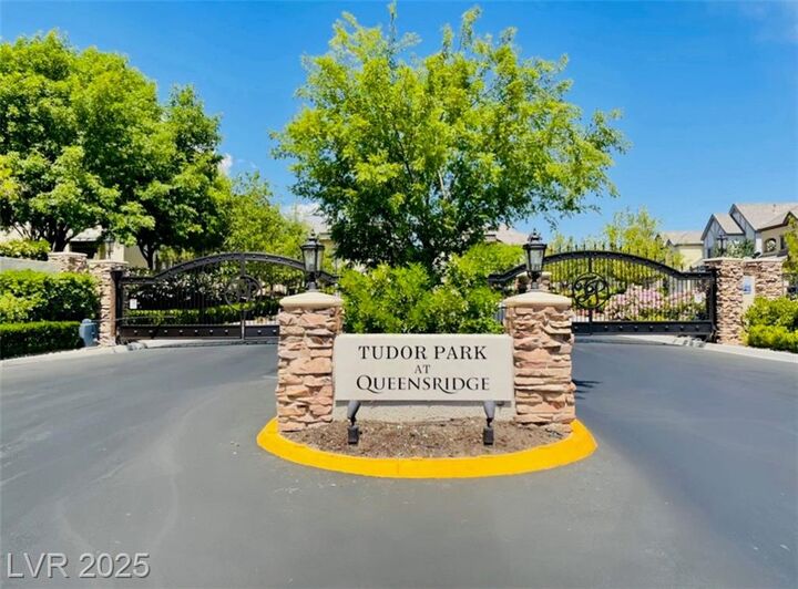 Property Photo: 9136 Worsley Park Place NV 89145