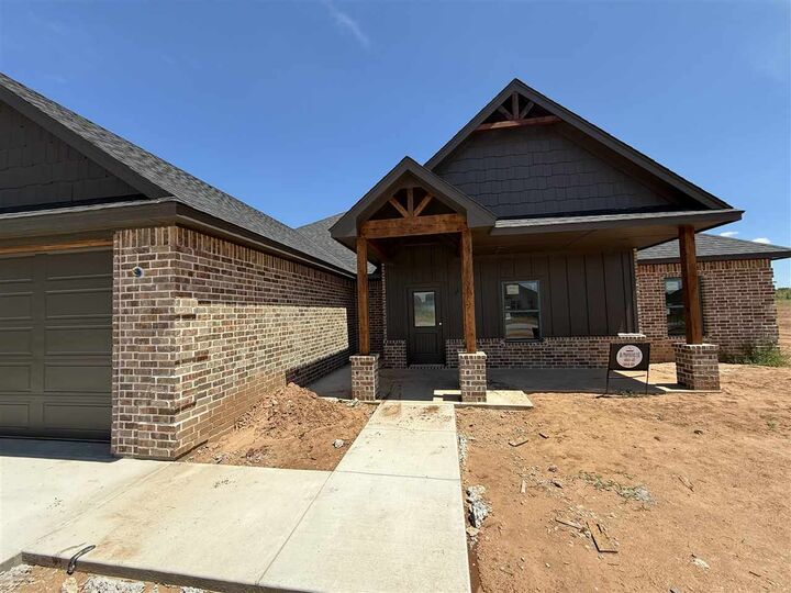 Property Photo: 358 Weaver Way OK 73541