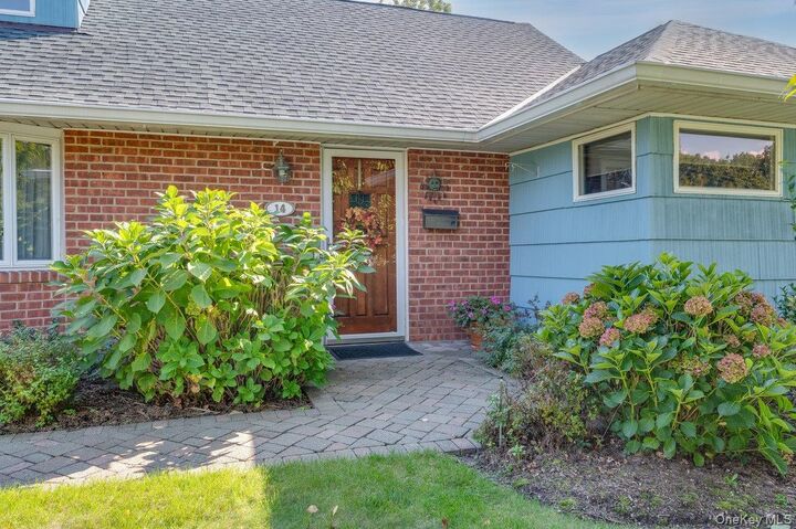 Property Photo:  14 Belvidere Place  NY 10805 