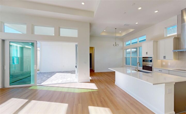 Property Photo:  10052 Peebles Street  FL 32827