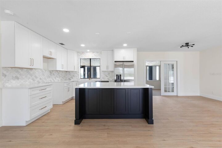 Property Photo:  13 Clarendon Court S  FL 32137 