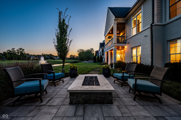 Property Photo:  987 Oak Terrace Road  IN 46074 