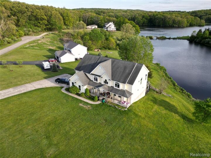 5041 Vista Bay Trail  Goodrich MI 48438 8938 photo