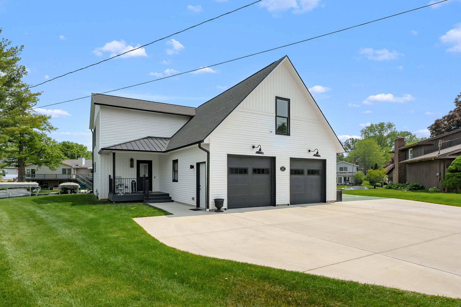 Property Photo:  1335 Panama Street  MI 49002