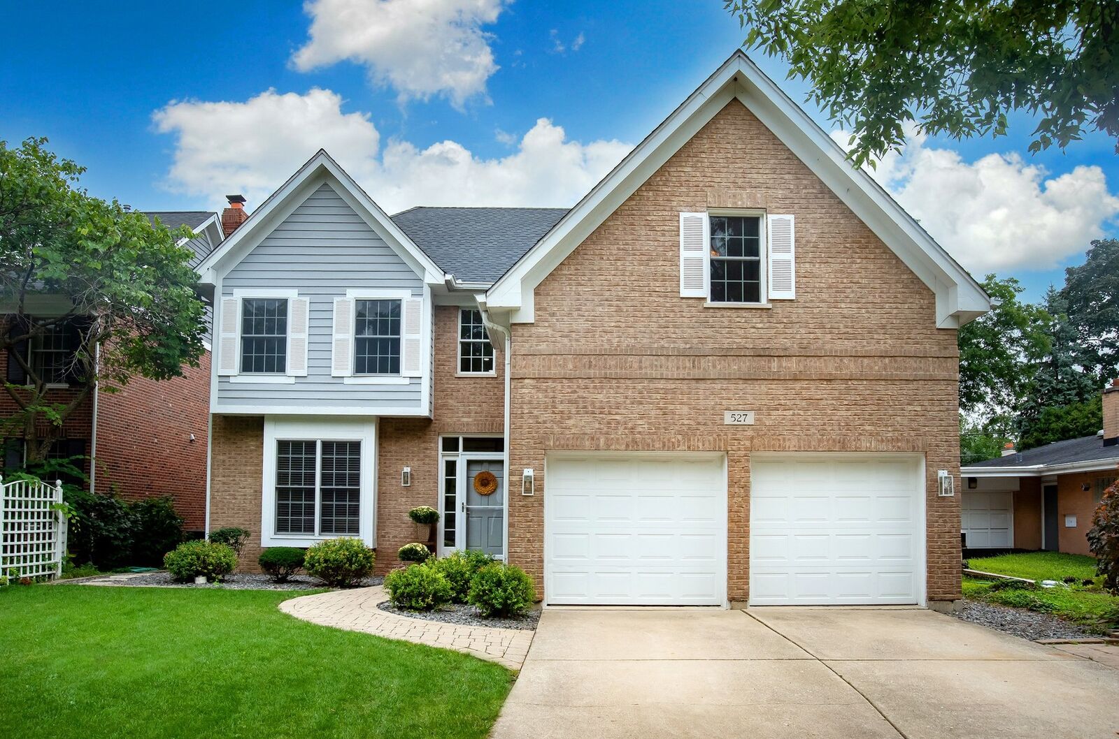 Property Photo:  527 Malden Avenue  IL 60526 