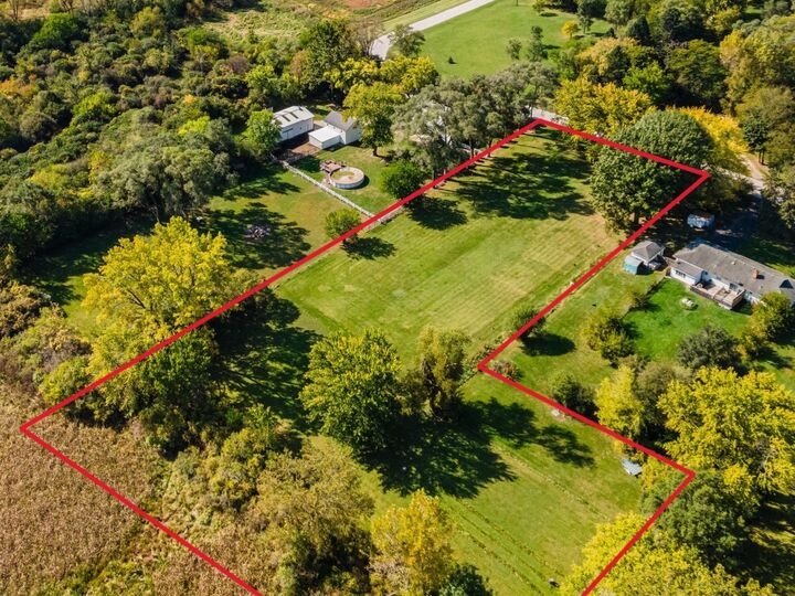 Property Photo: 4S359 Meadow Road IL 60563
