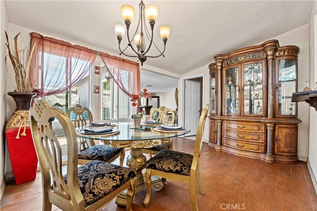 Property Photo:  1323 W Goodhue Avenue  CA 92802