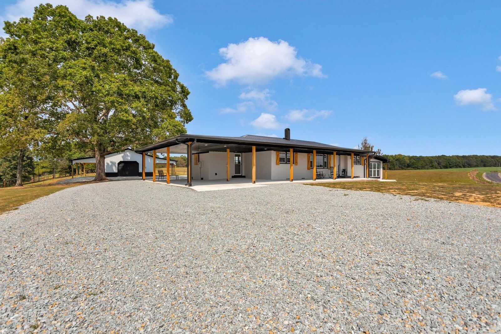 Property Photo: 1164 Fish Trapp Rd TN 38464