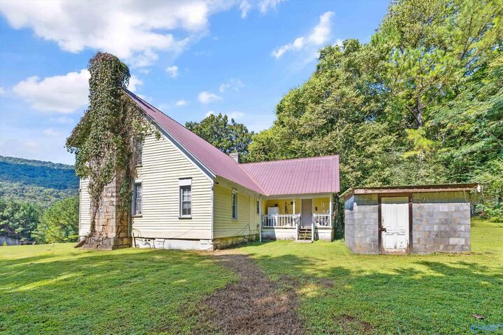 Property Photo:  3818-1 County Road 4 Tract 1  AL 35751 