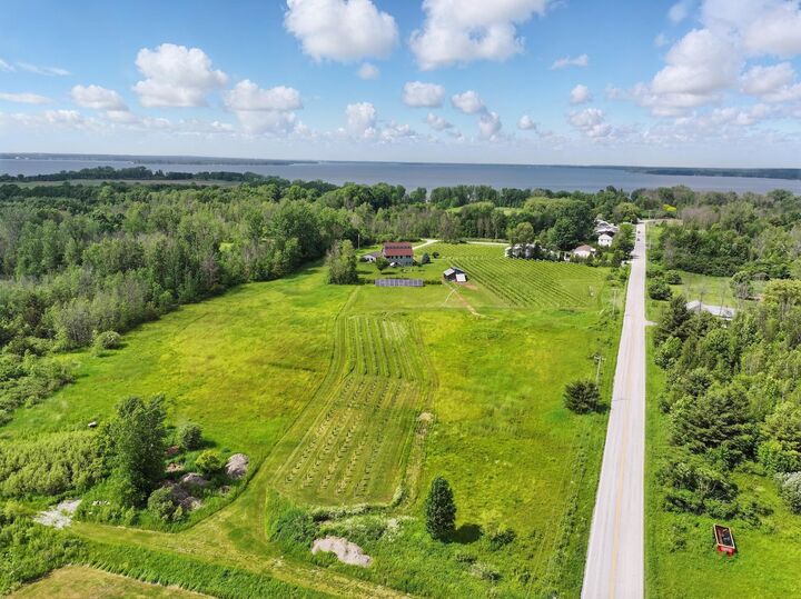 Property Photo: 85 Shrine Road VT 05463