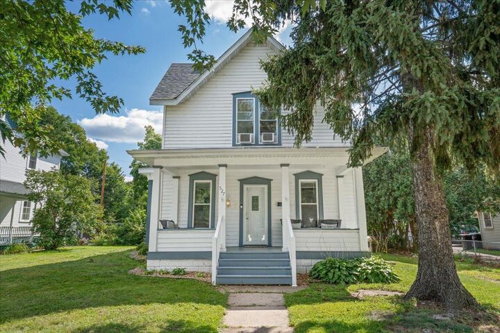 Property Photo:  527 W Grand Avenue  WI 54703 