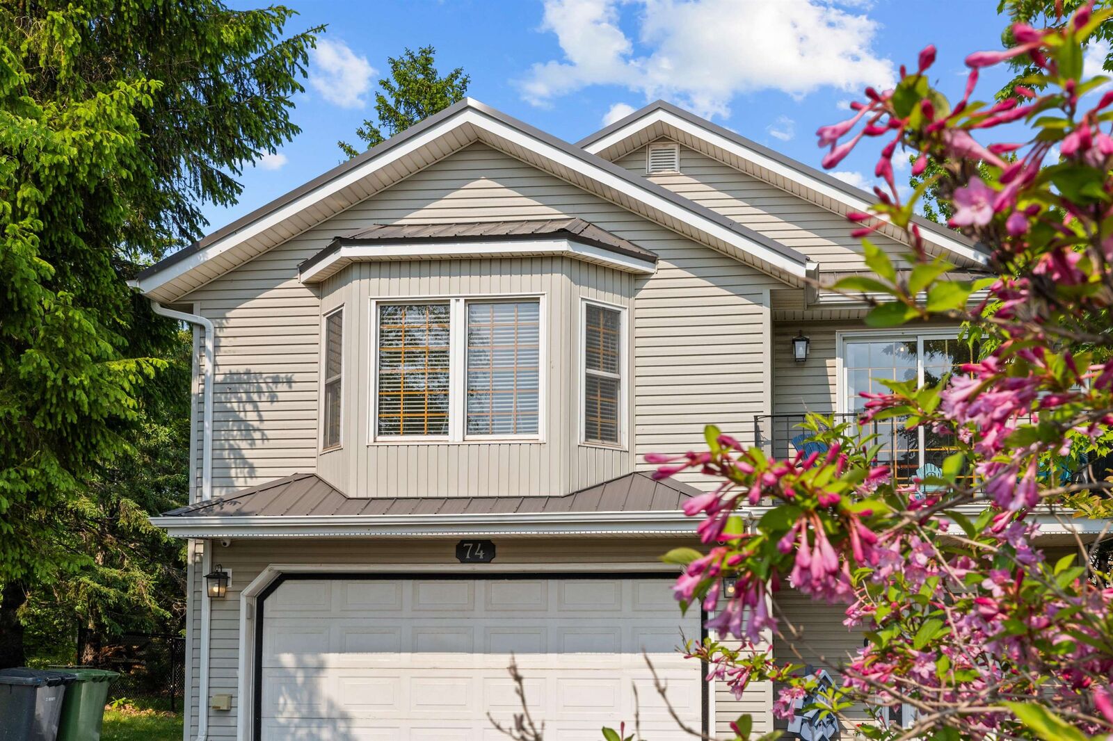 Property Photo:  74 Maypoint Road  PE C1E 1X1 