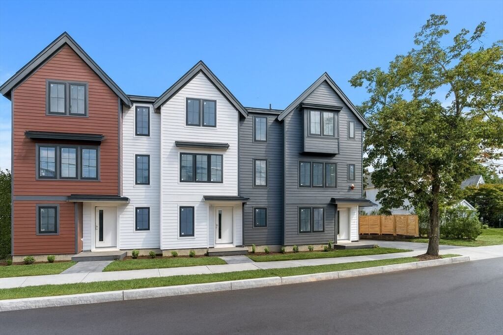 Property Photo:  106 River Street 2  MA 02465 