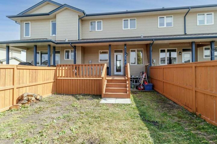 Property Photo: 138 Kendrew Drive AB T4P 4E7
