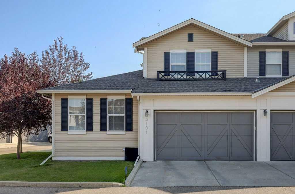 Property Photo: 1001 8 Street NW 3101 AB T4B 0W4