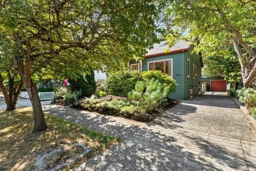 6725  22nd Avenue NW  Seattle WA 98117 photo