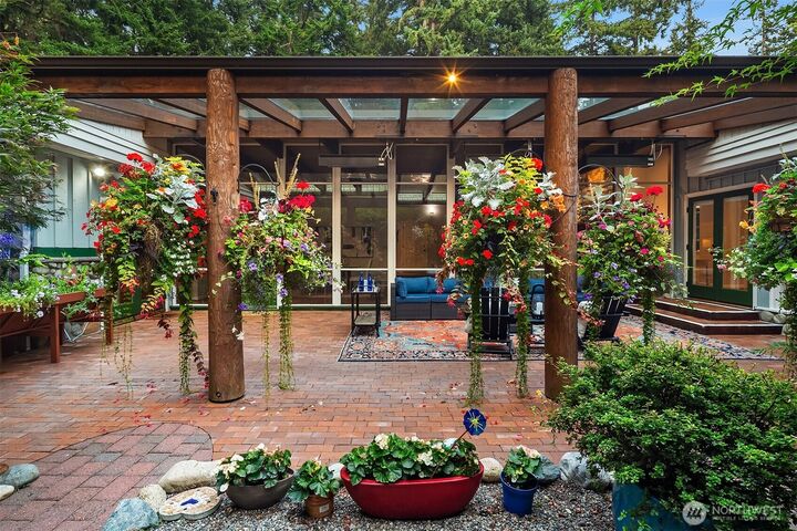 22628  106th Avenue W  Woodway WA 98020 photo