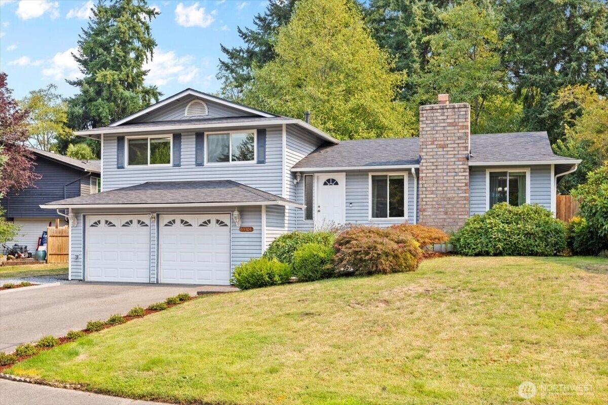 Property Photo: 33304 33rd Place SW WA 98023
