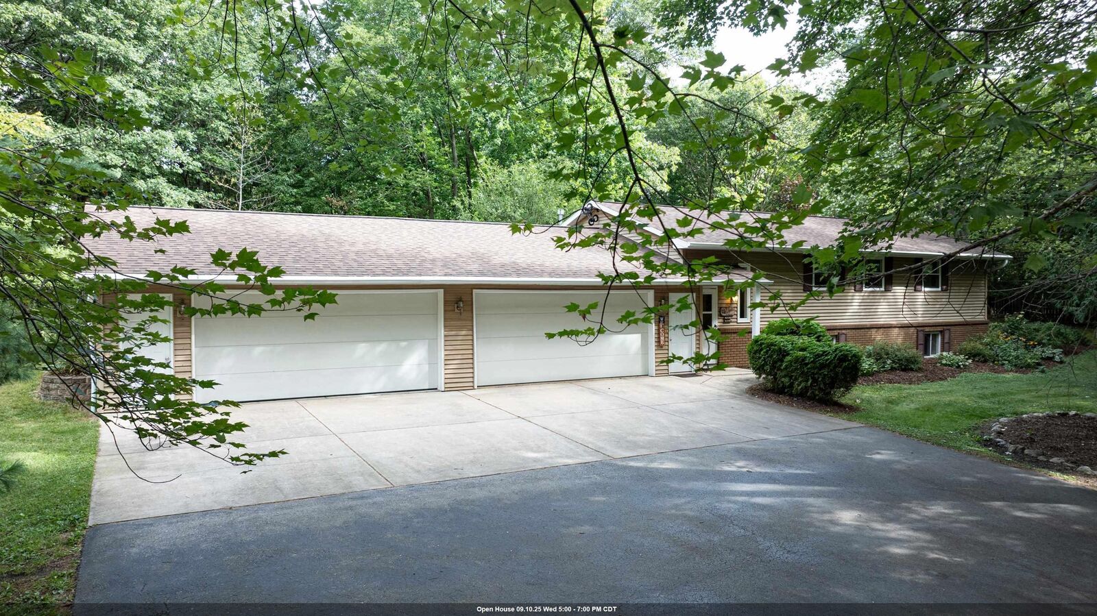 Property Photo: 6768 Gregory Lane WI 54171-9700