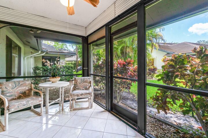 Property Photo:  10059 Laurelwood Place  FL 33437 