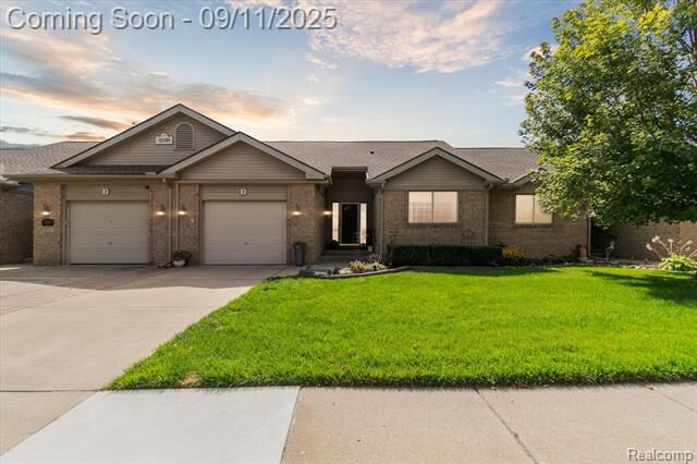 Property Photo: 22185 Quail Run Circle 3 MI 48178