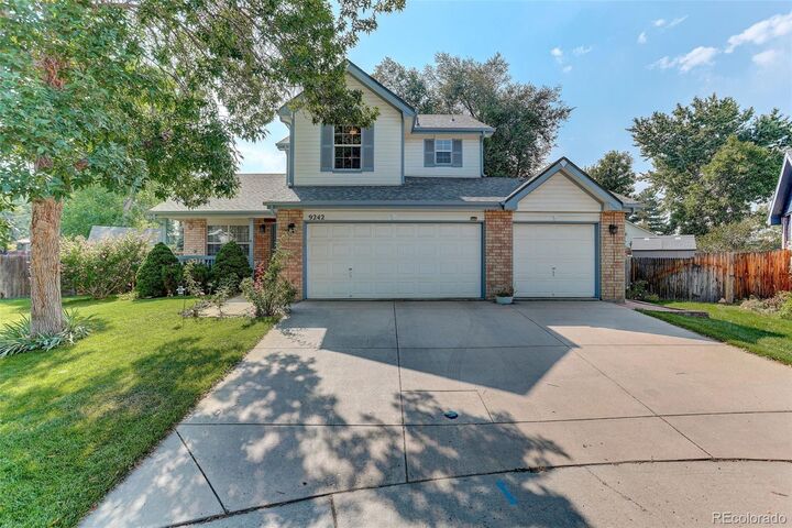 9242 W Lake Drive  Littleton CO 80123 photo