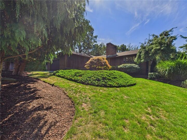 2 Valley View Drive  Johnston RI 02919 photo