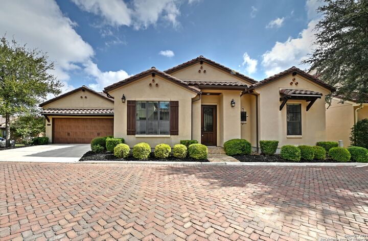 1414 W Bitters Rd #18  San Antonio TX 78248 photo
