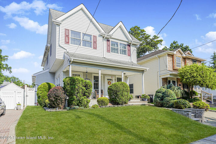 Property Photo: 31 Hillcrest Street NY 10308