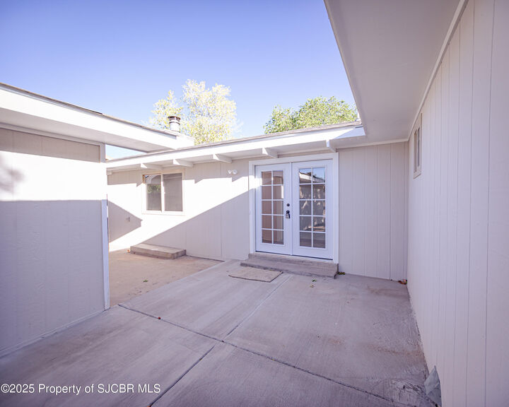 Property Photo: 2900 Northwood Drive NM 87401