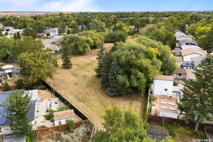 Photo de la propriété:  1606 7th Avenue E  SK S4N 5S6 