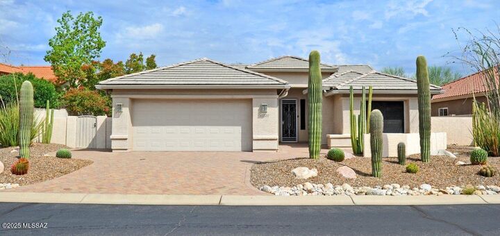 Property Photo: 63300 E Flower Ridge Drive AZ 85739