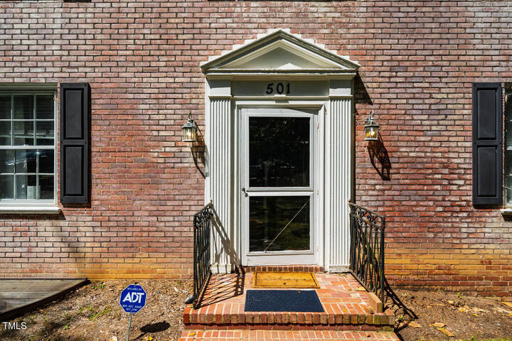 Property Photo:  501 North Street  NC 27514 