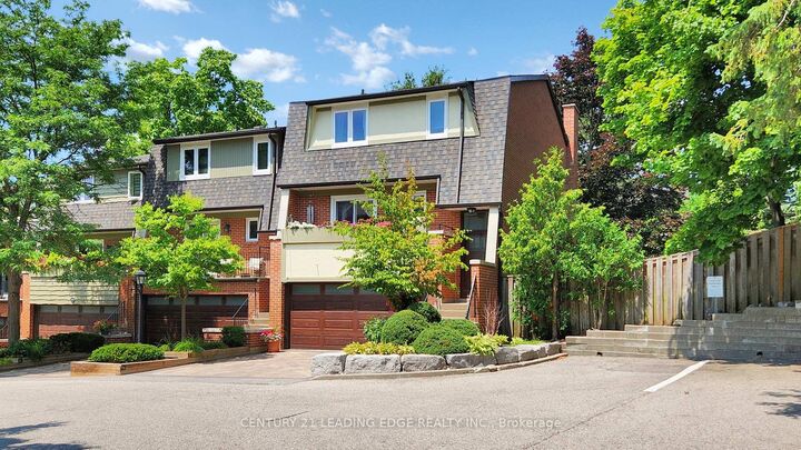 Photo de la propriété: 99 Quail Valley Crescent ON L3T 4P9