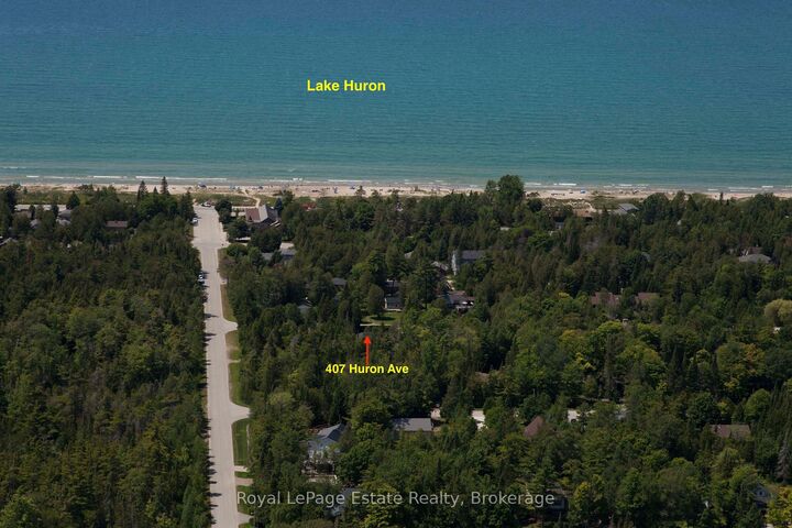 Property Photo:  407 Huron Avenue  ON N0H 2G0 