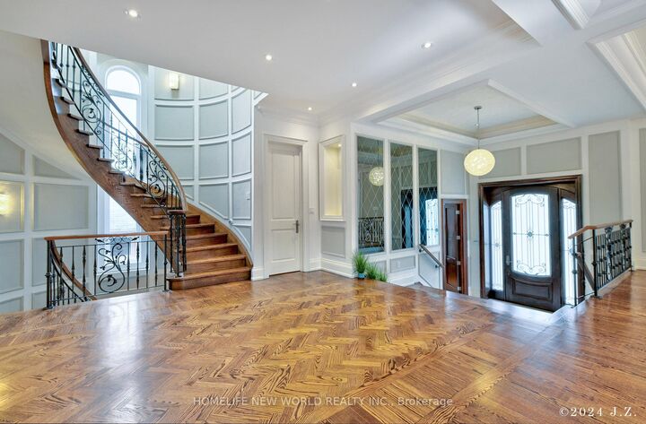 Property Photo: 120 Homewood Avenue ON M2M 1K3