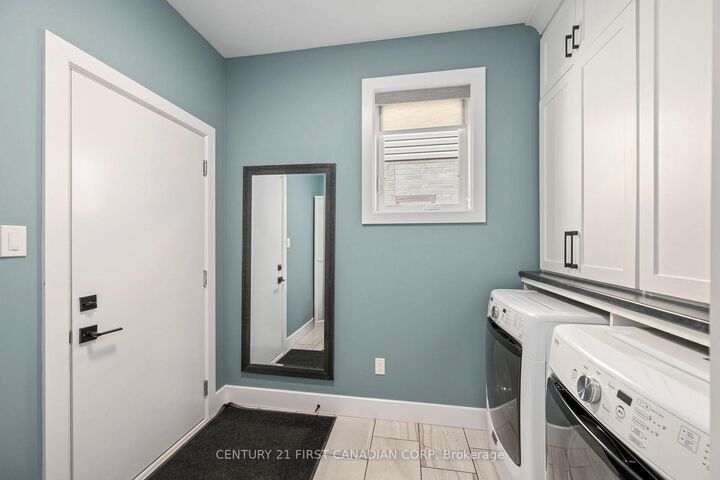 Photo de la propriété: 594 Freeport Street ON N6G 0R2