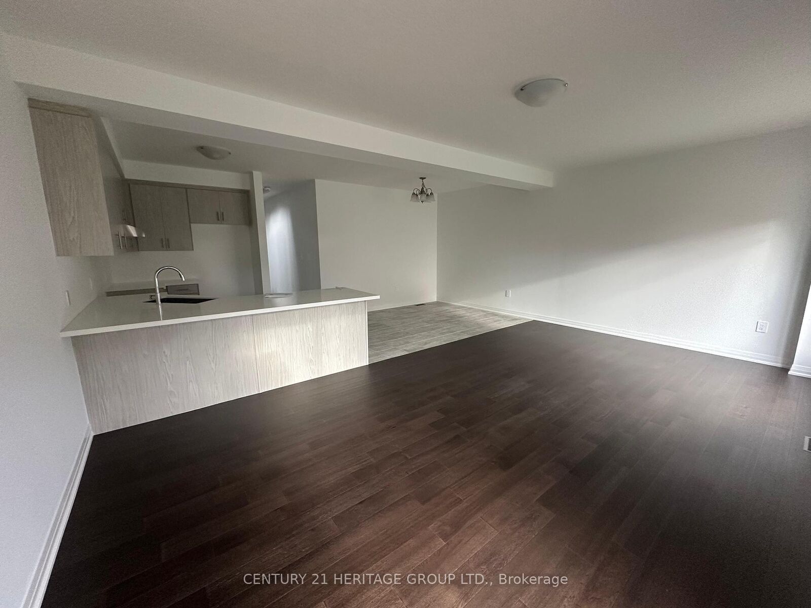 Property Photo:  217 Cittadella Boulevard  ON L0R 1P0 