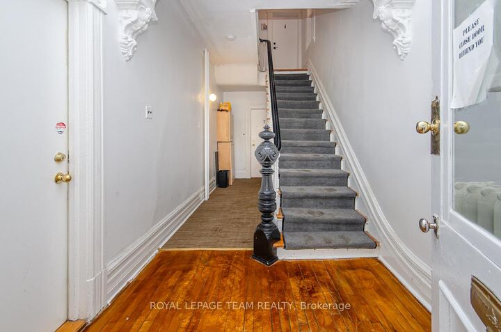 Property Photo:  46 James Street  ON K2P 0T6 