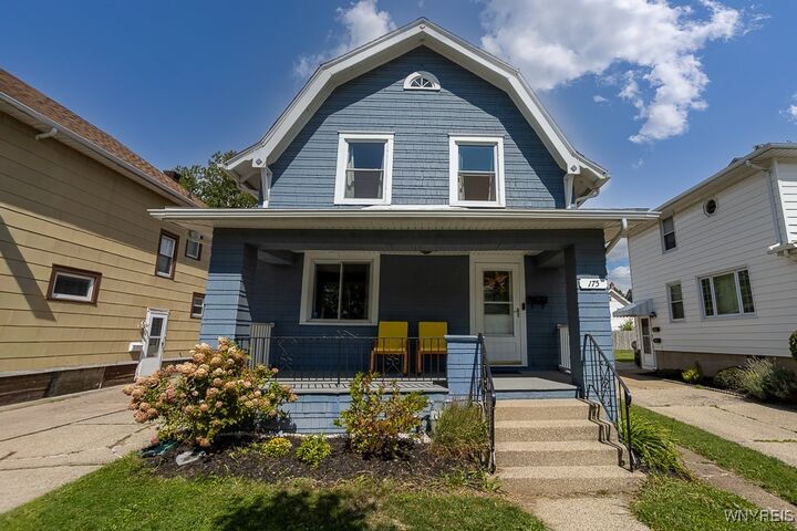 Property Photo: 175 W Hazeltine Avenue NY 14217