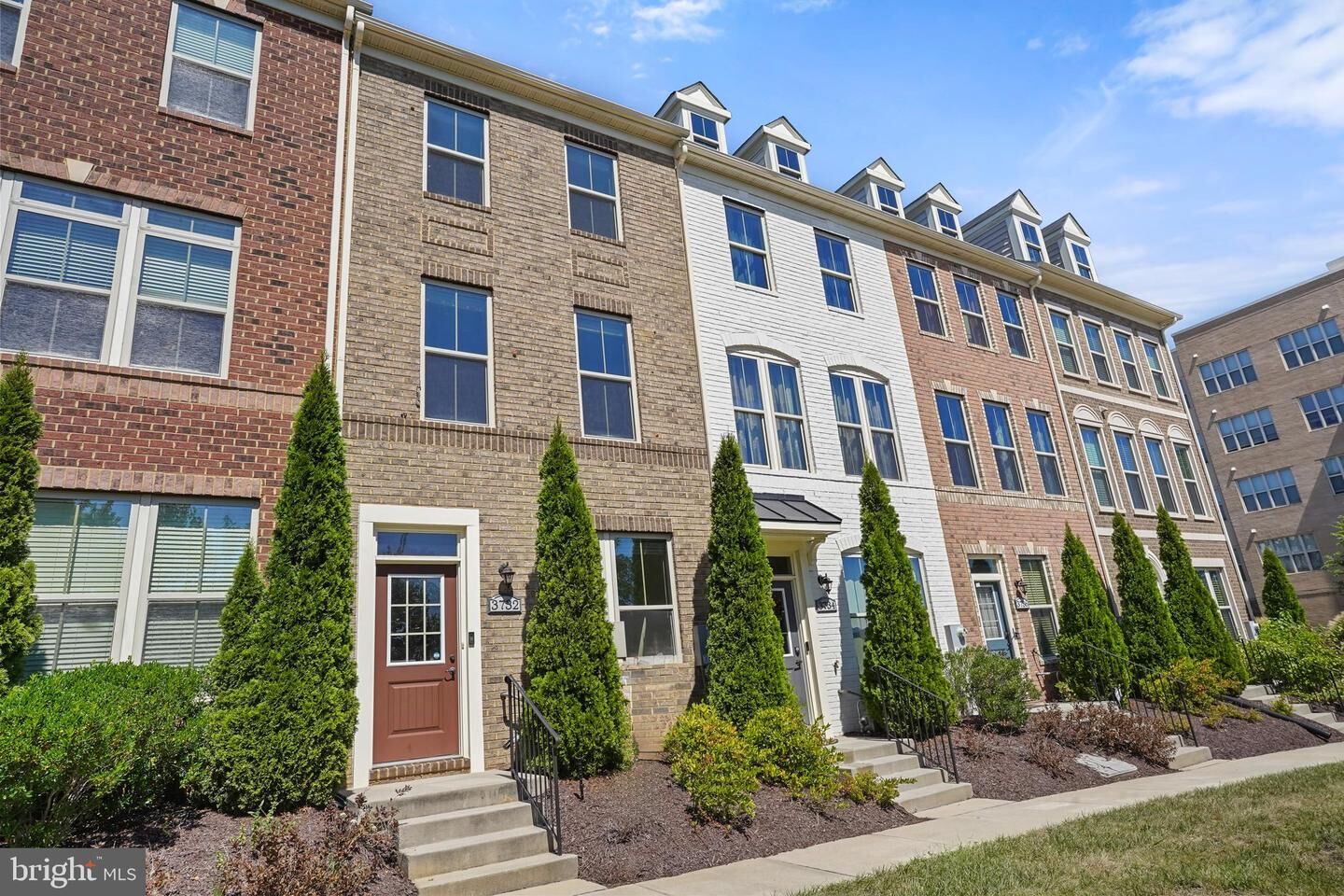 Property Photo:  3732 Commodore Joshua Barney Drive NE  DC 20018 