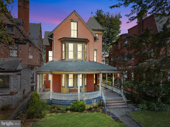 Property Photo:  721 S George Street  PA 17401 