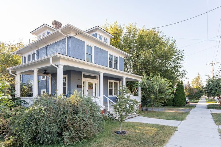Property Photo:  484 Virginia Ave  VA 22801 