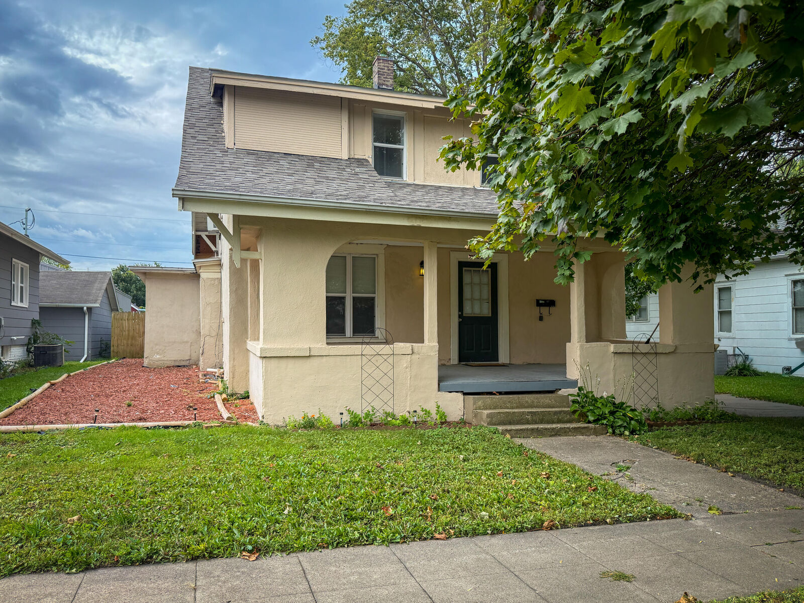 Property Photo:  1632 Mamie Eisenhower Avenue  IA 50036 